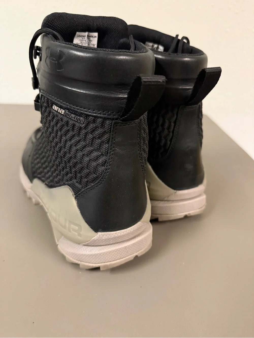Under Armour Men's Black Leather Boot with Anafoam, Goretex, & Vibram soles